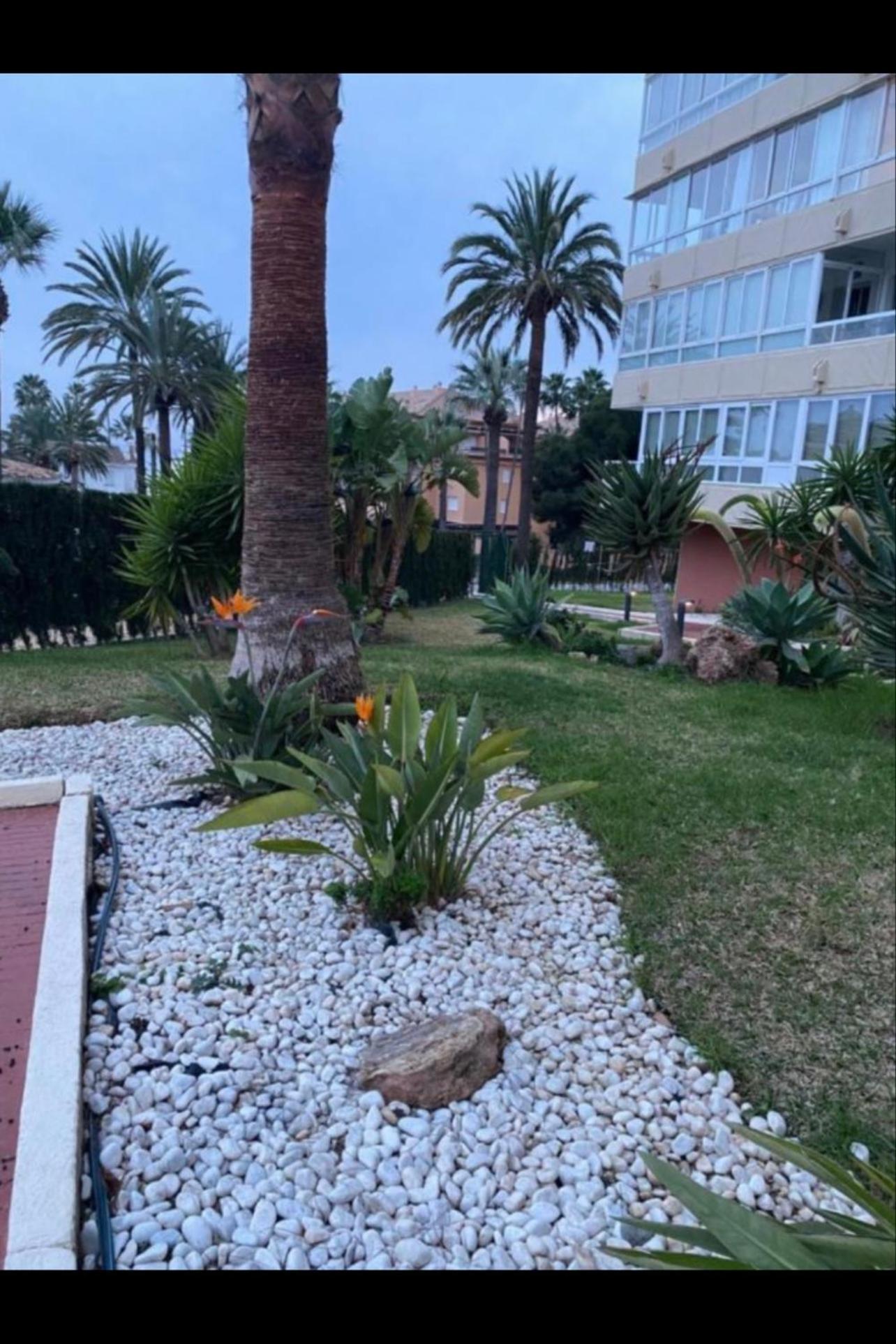 Apartment Beachfront- Junto A La Playa Y Con Impresionantes Vistas Al Mar