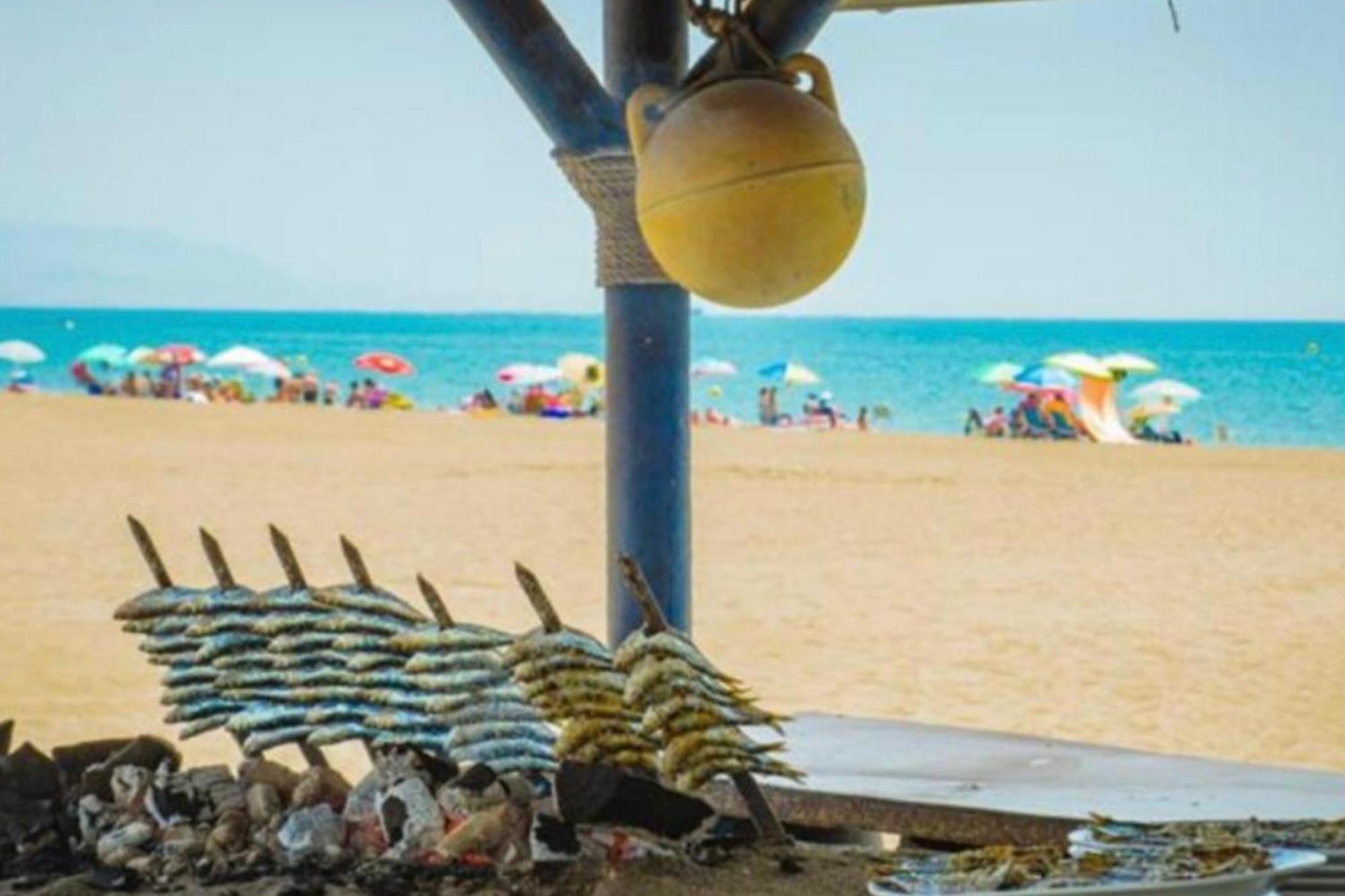 Beachfront- Junto A La Playa Y Con Impresionantes Vistas Al Mar * Marbella
