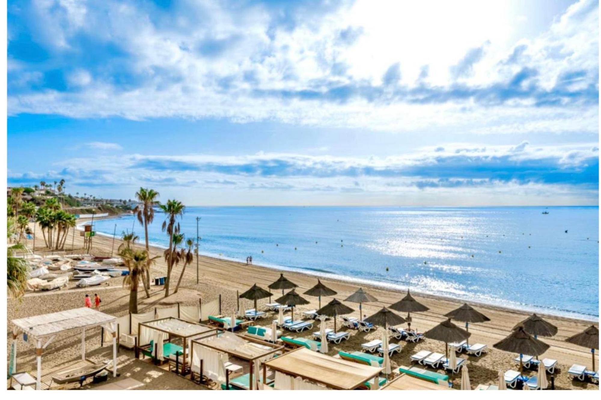 Apartment Beachfront- Junto A La Playa Y Con Impresionantes Vistas Al Mar