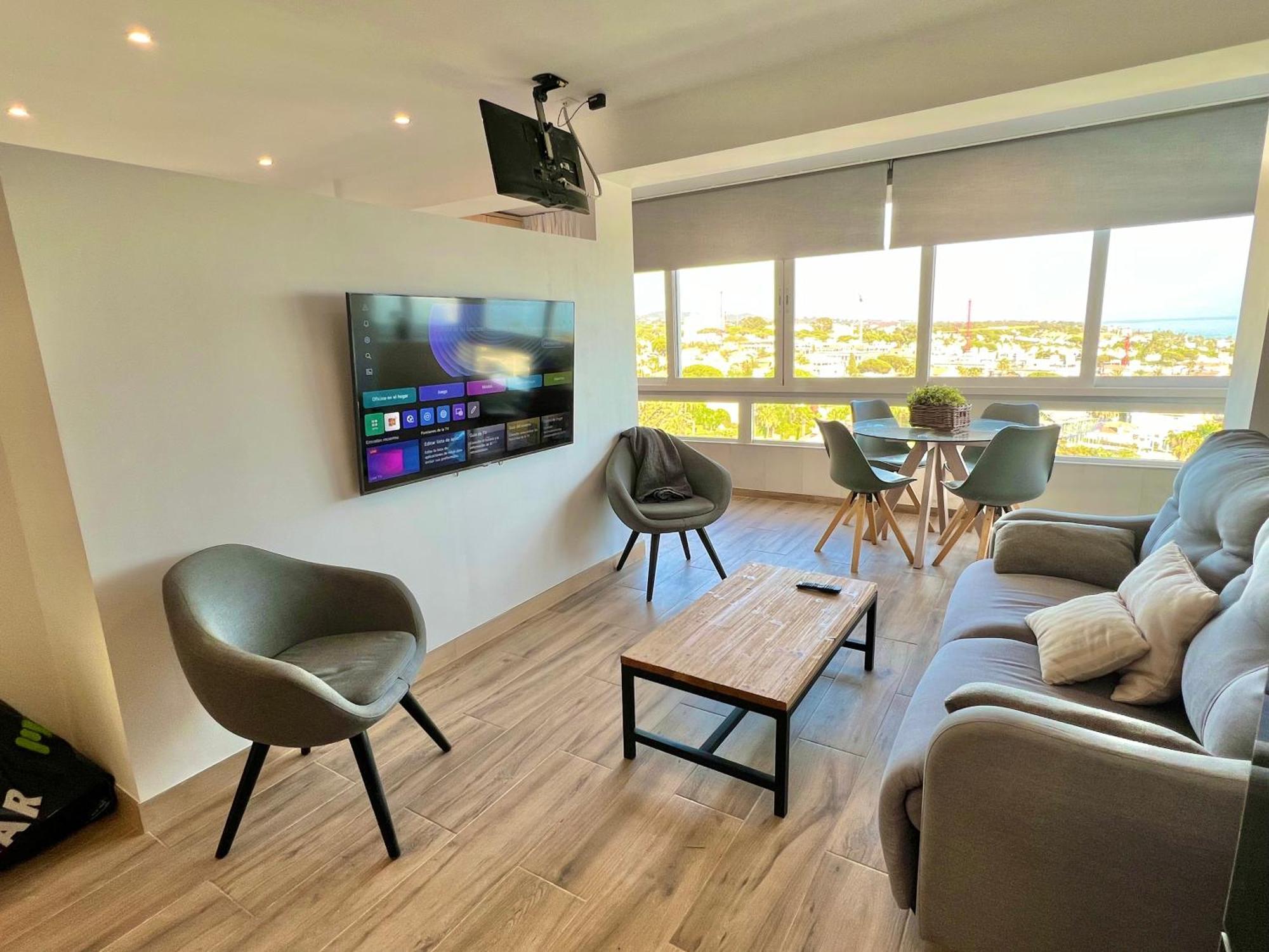 Beachfront- Junto A La Playa Y Con Impresionantes Vistas Al Mar Apartment